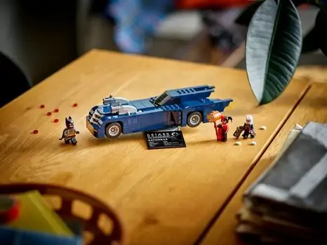 Lego Super Heroes 76274 Batman with the Batmobile vs. Harley Quinn and Mr. Freeze, 10 image