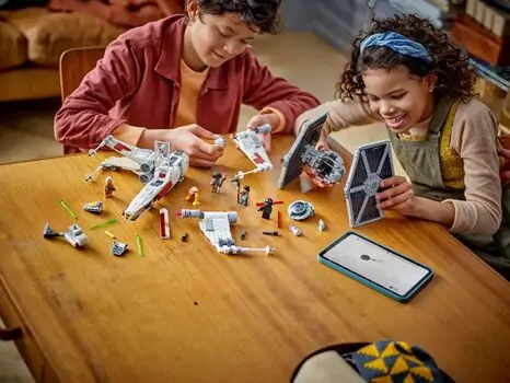 Lego Star Wars 75393 TIE Fighter & X-Wing Mash-up, 10 image