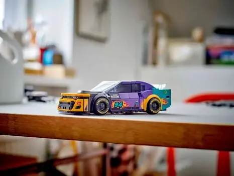 Lego Speed Champions 76935 NASCAR® Next Gen Chevrolet Camaro ZL1, 10 image