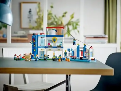 Lego City 60372 Police Training Academy, 15 image