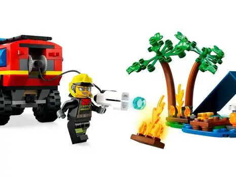 Lego City 60412 4x4 Fire Truck with Rescue Boat, 4 image