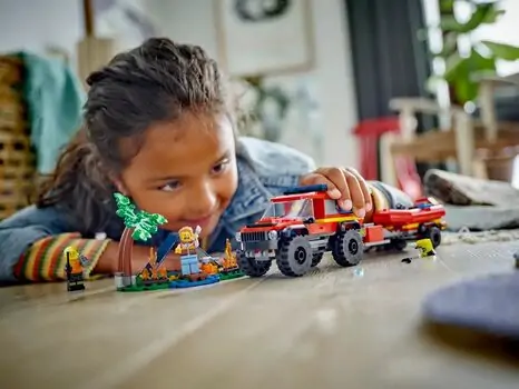 Lego City 60412 4x4 Fire Truck with Rescue Boat, 8 image