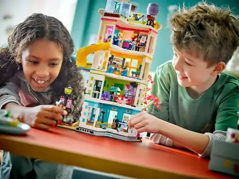 LEGO Friends 41748 Heartlake City Community Center, 12 image