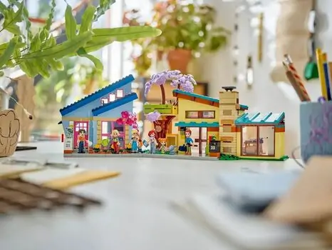 Lego Friends 42620 Olly and Paisley's Family Houses, 11 image