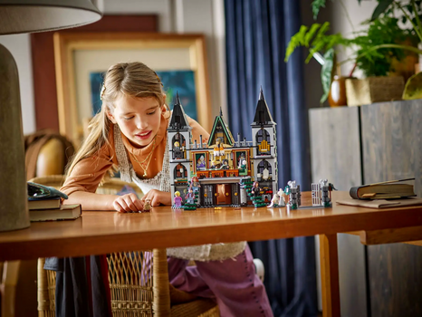LEGO Harry Potter 76453 Malfoy Manor, 4 image