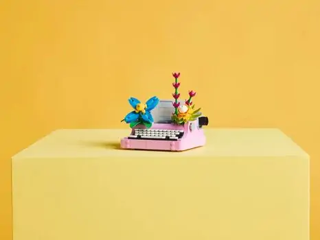 Lego Creator 31169 Typewriter with Flowers, 8 image