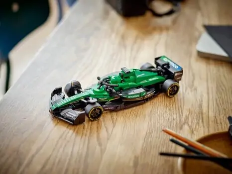 Lego Speed Champions 77245 Aston Martin Aramco F1® AMR24 Race Car, 8 image