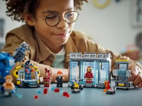 Lego Super Heroes 76315 Iron Man's Laboratory: Hall of Armor, 9 image