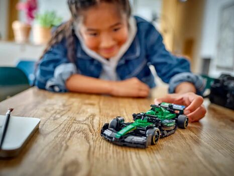 Lego Speed Champions 77245 Aston Martin Aramco F1® AMR24 Race Car, 7 image