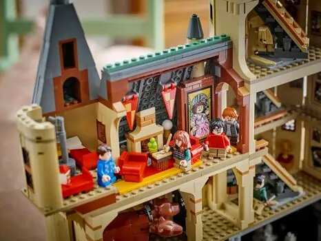 LEGO Harry Potter 76454 Hogwarts™ Castle: The Main Tower, 12 image