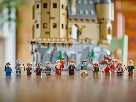 LEGO Harry Potter 76454 Hogwarts™ Castle: The Main Tower, 11 image