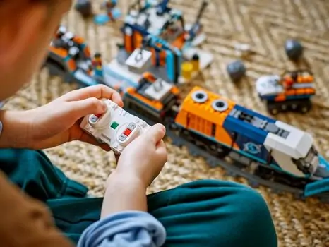Lego City 60470 Explorers' Arctic Polar Express Train, 7 image