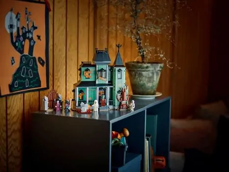 Lego Creator 31167 Haunted Mansion, 8 image