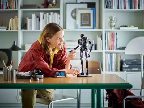 Lego Star Wars 75434 K-2SO™ Security Droid, 6 image