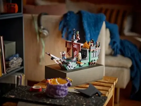Lego Creator 31167 Haunted Mansion, 9 image