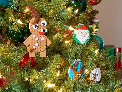 Lego Christmas 40744 Christmas Ornament Selection, 8 image