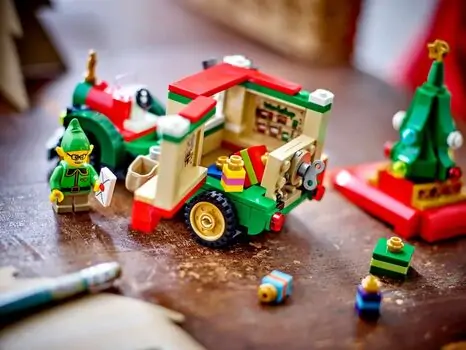 Lego Christmas 40746 Santa's Delivery Truck, 5 image