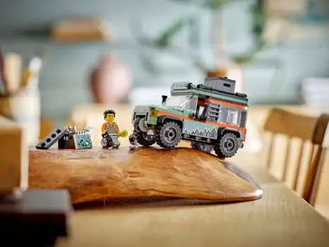 Lego City 60447 Off-Road 4x4 Mountain Truck, 10 image