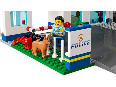 Lego City 60316 Police Station, 4 image