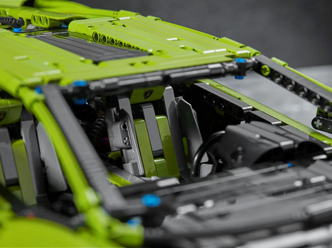 Lego Technic 42115 Lamborghini Siбn FKP 37 V29, 16 image