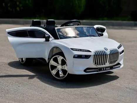 BMW I7 Electric Car White - ელექტრო მანქანა, 3 image
