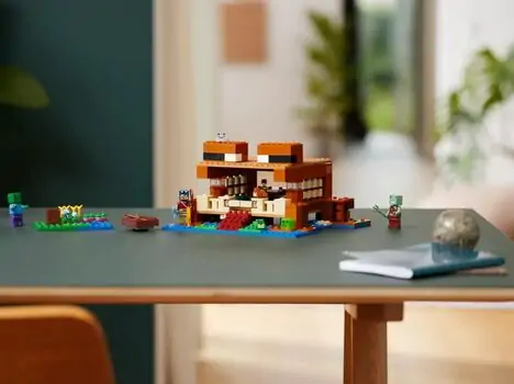 Lego Minecraft 21256 The Frog House, 11 image