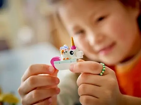 Lego Friends 42658 Unicorn & Flamingo Pool Party, 7 image