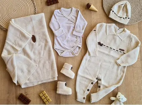 Cute Knitted 5 In 1 Set Beige - ჩვილის სამოსის ნაკრები, 2 image