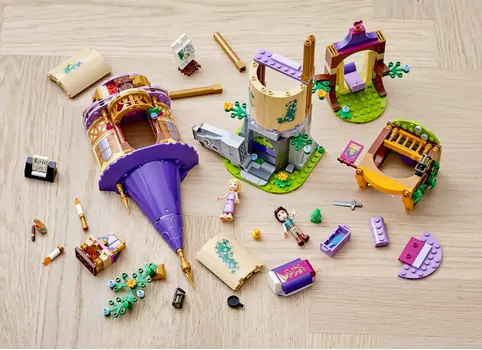 LEGO Disney 43187 Rapunzel's Tower, 14 image