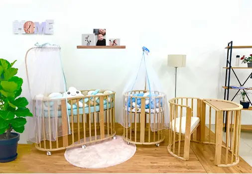 Natural EGGER Crib with Blue White  Bumper ხის  ტრანსფორმერი საწოლის კომპლექტი