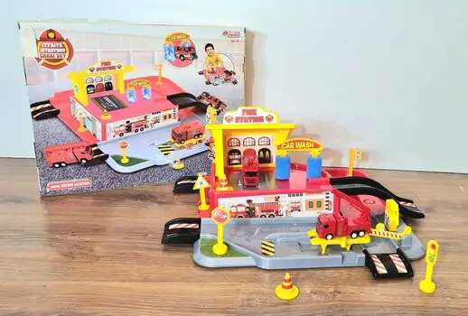 Dede 03343 1 LEVEL FIRE STATION GARAGE SET სათამაშო ტრასა, 2 image
