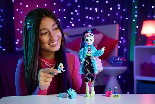 Monster High Doll Frankie Stein Creepover Party HKY68 სათამაშო თოჯინა, 2 image