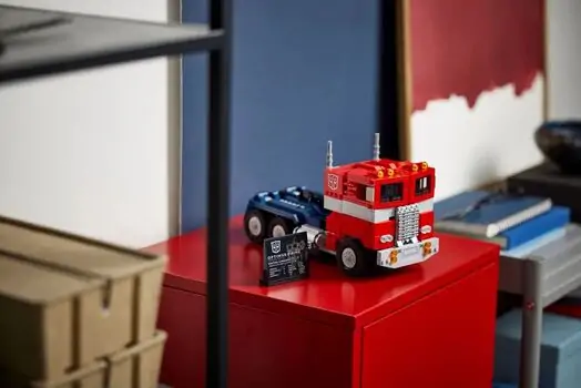 Lego Icons 10302 Optimus Prime, 13 image