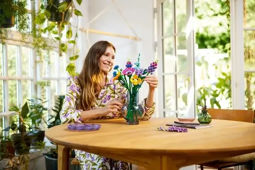 Lego Icons 10313 Wildflower Bouquet, 13 image
