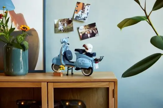 Lego Icons 10298 Vespa 125, 11 image
