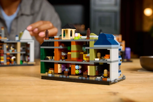 LEGO Harry Potter 76444 Diagon Alley™ Wizarding Shops, 7 image