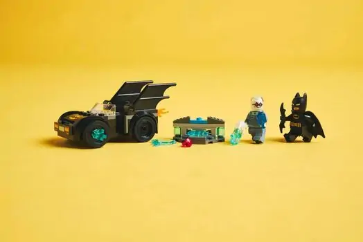 Lego Super Heroes 76301 Batman™ & Batmobile™ vs. Mr. Freeze™, 7 image