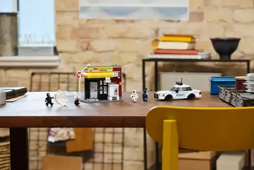 Lego Super Heroes 76311 Spider-Verse: Miles Morales vs. The Spot, 10 image