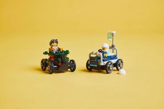 LEGO City 60459 Airplane vs. Hospital Bed Race Car Pack, 5 image