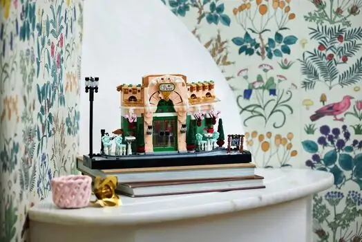 Lego Icons 10362 French Café, 8 image