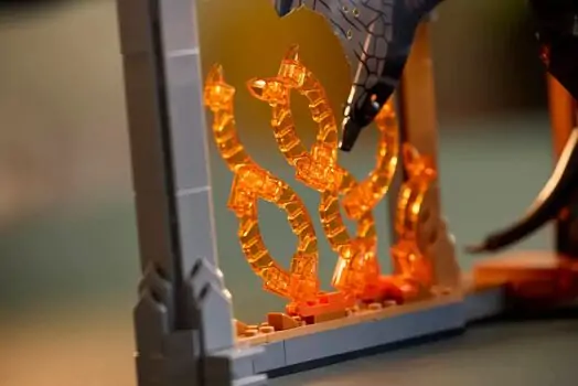 Lego Icons 10367 The Lord of the Rings: Balrog™ Book Nook, 10 image