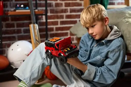 Lego Technic 42213 Ford Bronco® SUV, 8 image