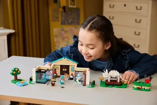 Lego Animal Crossing 77056 Blathers's Museum Collection, 8 image