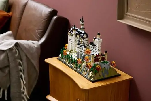 Lego Architecture 21063 Neuschwanstein Castle, 12 image