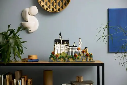 Lego Architecture 21063 Neuschwanstein Castle, 7 image