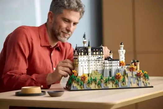 Lego Architecture 21063 Neuschwanstein Castle, 8 image