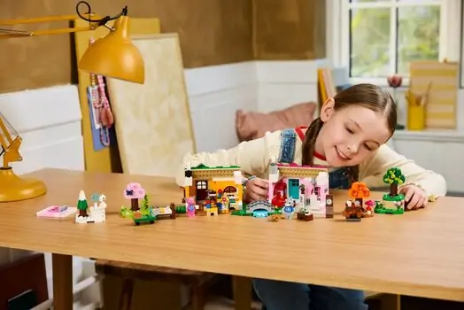 Lego Animal Crossing 77057 Creative Houses: Seasons of Fun, 9 image