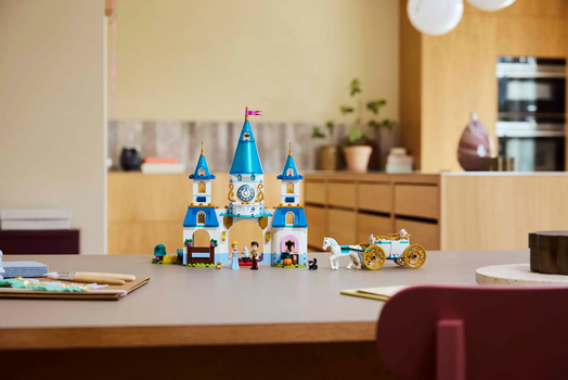 LEGO Disney 43275 Cinderella's Castle & Horse Carriage, 4 image
