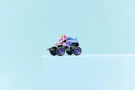 Lego Technic 42220 Monster Jam™ Sparkle Smash™ Pull-Back, 8 image