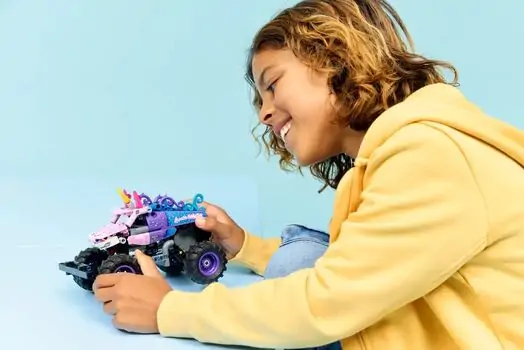 Lego Technic 42220 Monster Jam™ Sparkle Smash™ Pull-Back, 10 image